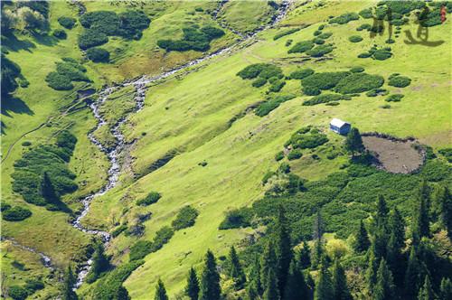 自駕新疆獨(dú)庫(kù)公路的建議和注意事項(xiàng).jpg