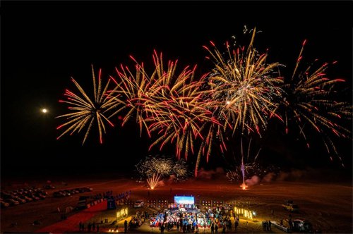 沙漠戈壁徒步108公里時花錢買罪受嗎.jpg